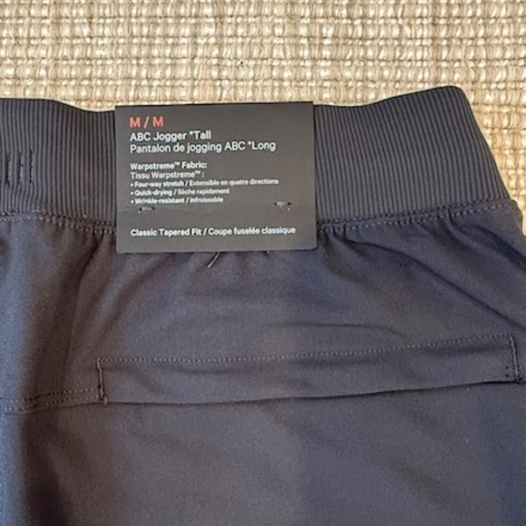 LULULEMON BNWT Mens ABC Warpstreme Jogger in Size M Tall - Picture 3 of 8